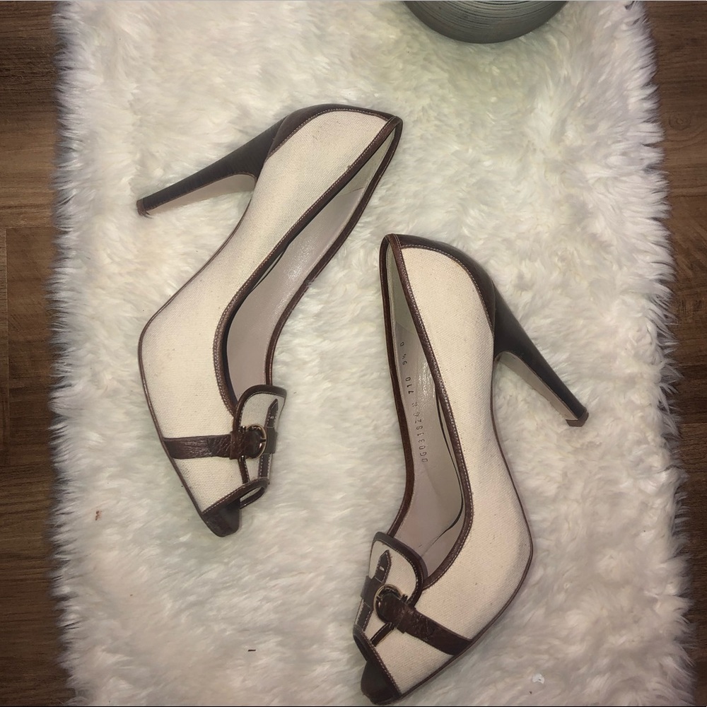 Salvatore Ferragamo heels size 9 1/2